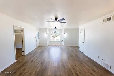 774 E Country Club Drive, Benson, AZ 85602 - Photo 9