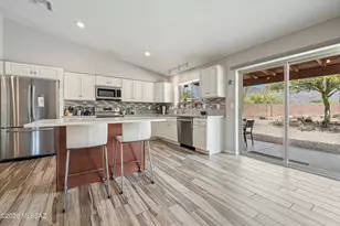 6502 N Calle De Estevan, Tucson, AZ 85718 - Photo 5