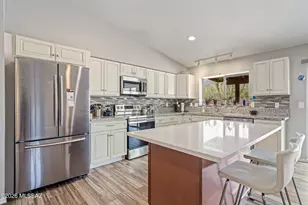 6502 N Calle De Estevan, Tucson, AZ 85718 - Photo 7