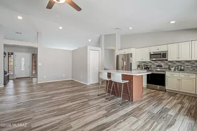 6502 N Calle De Estevan, Tucson, AZ 85718 - Photo 13