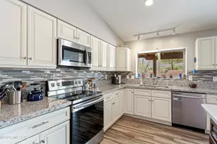 6502 N Calle De Estevan, Tucson, AZ 85718 - Photo 7