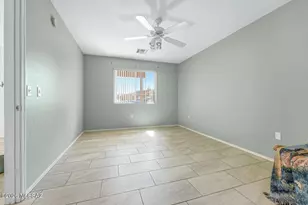 920 W Calle De La Pelotita, Green Valley, AZ 85614 - Photo 17