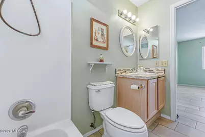 920 W Calle De La Pelotita, Green Valley, AZ 85614 - Photo 23