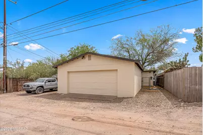 2619 E Helen Street, Tucson, AZ 85716 - Photo 9
