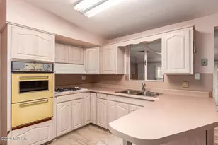 6470 E Calle Luna, Tucson, AZ 85710 - Photo 11