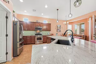 955 W Bosch Dr, Green Valley, AZ 85614 - Photo 15