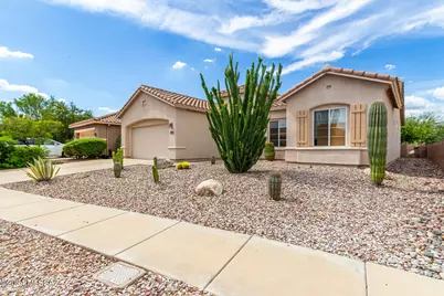 7904 W Wandering Spring Way, Tucson, AZ 85743 - MLS 22608926 - Coldwell ...