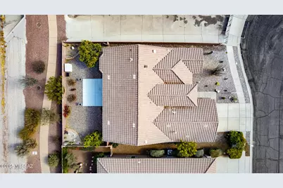 7904 W Wandering Spring Way, Tucson, AZ 85743 - Photo 5