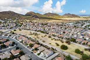 7904 W Wandering Spring Way, Tucson, AZ 85743 - Photo 35