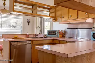 7041 E Hawthorne St, Tucson, AZ 85710 - Photo 5