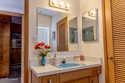 7041 E Hawthorne Street, Tucson, AZ 85710 - Photo 17