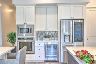 14095 N Speckled Burro Ln, Marana, AZ 85658 - Photo 11