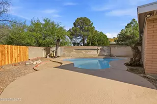 3711 S Le Beaux Pl, Tucson, AZ 85730 - Photo 23