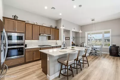 1445 E Golden Rock Way, Green Valley, AZ 85614 - Photo 13