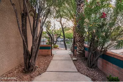 140 N Caviar Place, Tucson, AZ 85745 - Photo 5