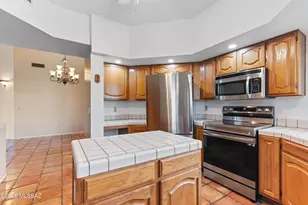 140 N Caviar Pl, Tucson, AZ 85745 - Photo 19