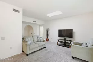 1188 W Calle Alcazar, Green Valley, AZ 85622 - Photo 9