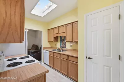 1188 W Calle Alcazar, Green Valley, AZ 85622 - Photo 11