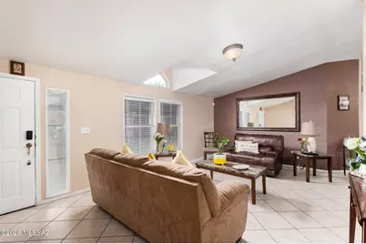 6073 Marianne Circle, Tucson, AZ 85709 - Photo 9