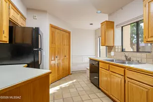 2817 E Sierra Vista Rd, Tucson, AZ 85716 - Photo 9