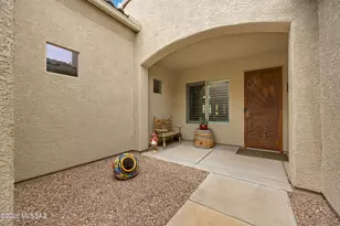 8512 N Crosswater Loop, Tucson, AZ 85743 - Photo 7