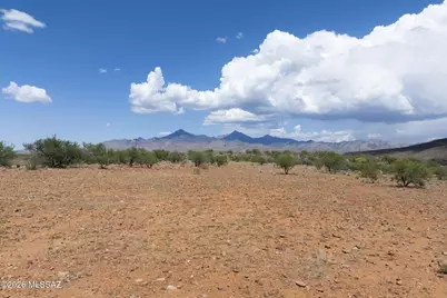 584 Circulo Milpas #4, Rio Rico, AZ 85648 - Photo 5
