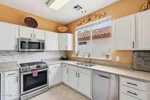 9314 N Desert Mist Ln, Tucson, AZ 85743 - Photo 9