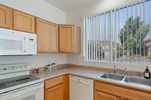 8149 W Morning Light Way, Tucson, AZ 85743 - Photo 15