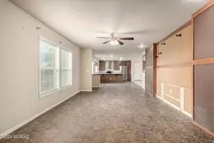 8677 S Alice Vail Ln, Tucson, AZ 85736 - Photo 9