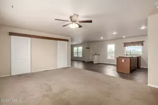 8677 S Alice Vail Ln, Tucson, AZ 85736 - Photo 11