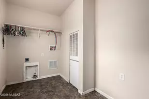 8677 S Alice Vail Ln, Tucson, AZ 85736 - Photo 33