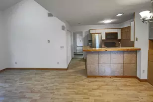 7617 E Callisto Cir, Tucson, AZ 85715 - Photo 11