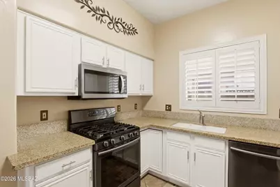 7338 E Placita Sacra, Tucson, AZ 85715 - Photo 9