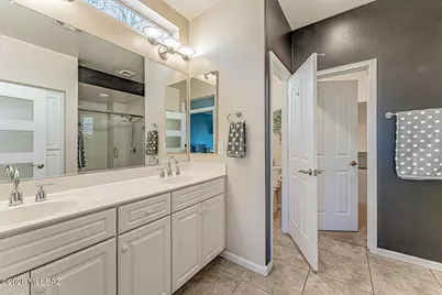 2445 E Sky Creek Drive, Green Valley, AZ 85614 - Photo 33