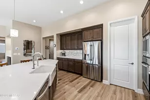 1780 E Wintergreen Dr, Green Valley, AZ 85614 - Photo 23