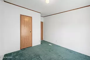 2870 E Cottonwood Club Ln, Tucson, AZ 85706 - Photo 19