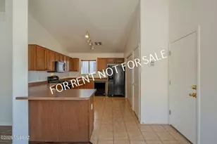 6339 E Garden Stone Dr, Tucson, AZ 85756 - Photo 9