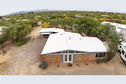 502 W Hardy Road, Oro Valley, AZ 85704 - Photo 9