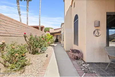 1701 W Sonoran View Drive, Green Valley, AZ 85622 - Photo 7