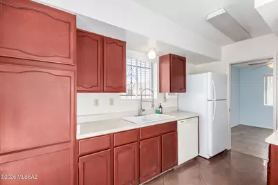 8342 E Cypress Point Lane, Tucson, AZ 85710 - Photo 5