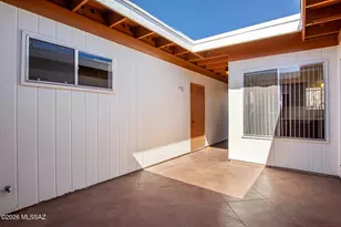 8342 E Cypress Point Ln, Tucson, AZ 85710 - Photo 23