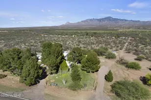 2521 E Frontage Rd, Tubac, AZ 85646 - Photo 45
