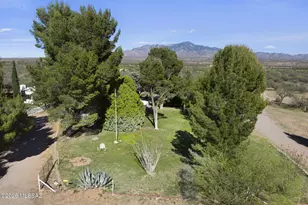 2521 E Frontage Rd, Tubac, AZ 85646 - Photo 41