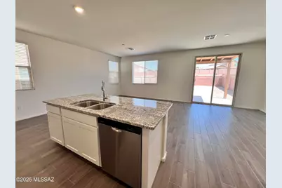 11973 E Chavez Drive, Vail, AZ 85641 - Photo 5