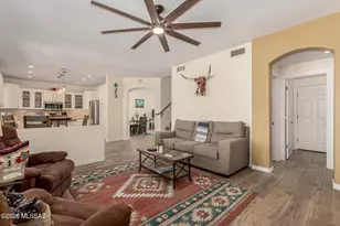 1382 W Sundial Pl, Oro Valley, AZ 85737 - Photo 19