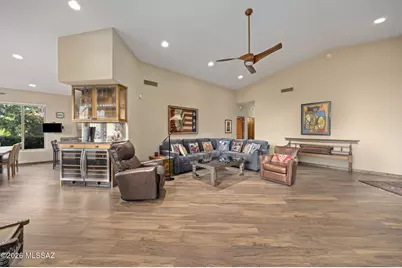6384 N Desert Wind Circle, Tucson, AZ 85750 - Photo 15