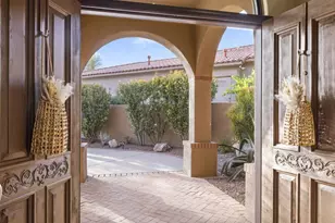 6384 N Desert Wind Cir, Tucson, AZ 85750 - Photo 3