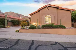 6384 N Desert Wind Cir, Tucson, AZ 85750 - Photo 9