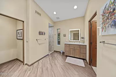 6384 N Desert Wind Circle, Tucson, AZ 85750 - Photo 33