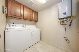 433 N Calle Del Diablo, Green Valley, AZ 85614 - Photo 13